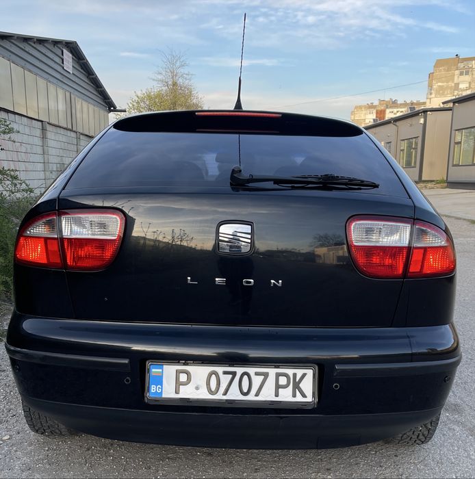Seat Leon  1.M    1,6 бензин