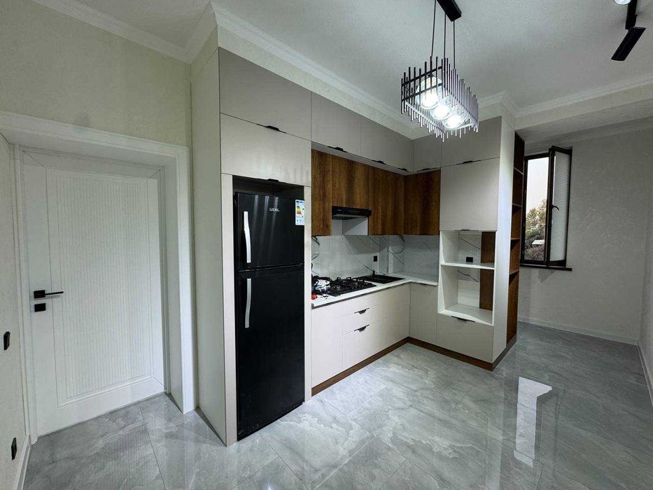 Продаётся новостройка 3х комнатная на 2 этаже развита инфраструктура