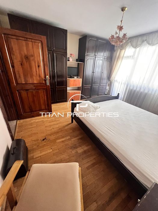 Дава се под наем Двустаен апартамент в Бургас, Лазур - 77 кв.м за 598.23 € - Снимка #1
