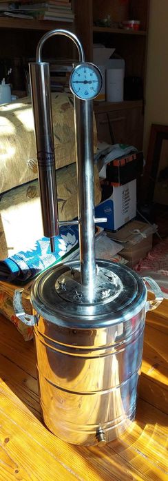 Казанка / дестилатор / дестилационна апаратура модел Доцент 30 литра