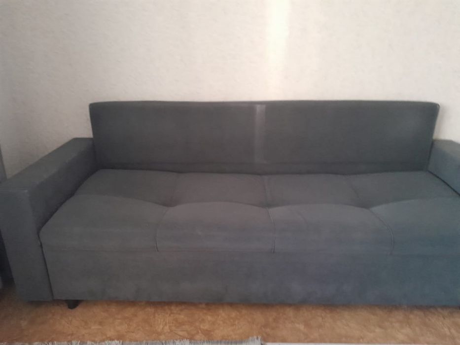Продам диван срочно самовывоз