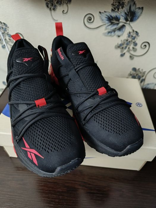Кроссовки REEBOK 43 размер