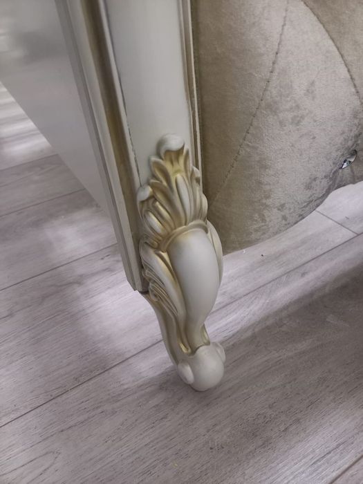 Услуги рестовратора мебели