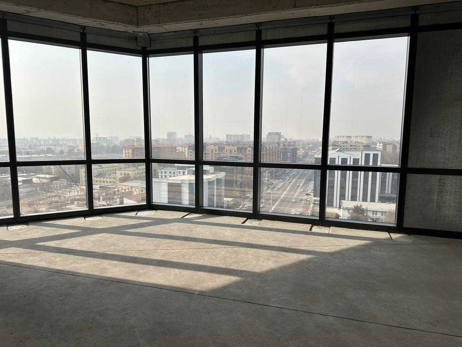 Нежилое помещение в PIRAMIT