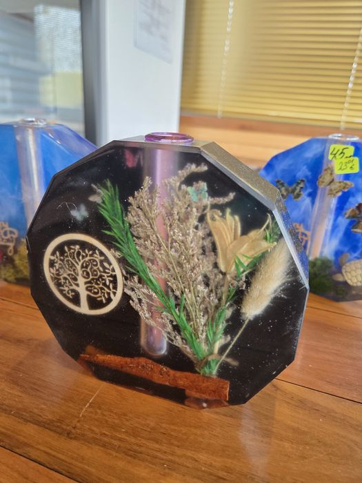 Вази от епоксидна смола