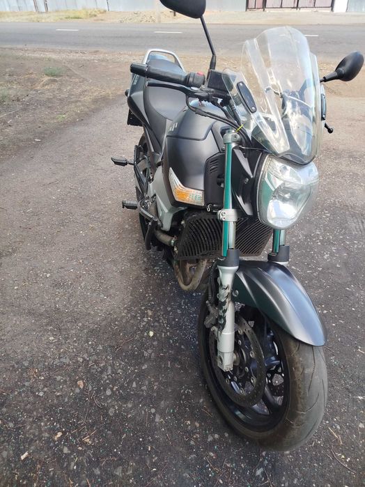 Продам Suzuki GSR 400