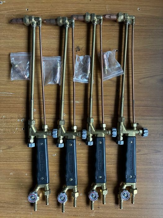 Продавам оксиженов резач-ацетилен/кислород – 12Е за бр.За четирите 40Е.