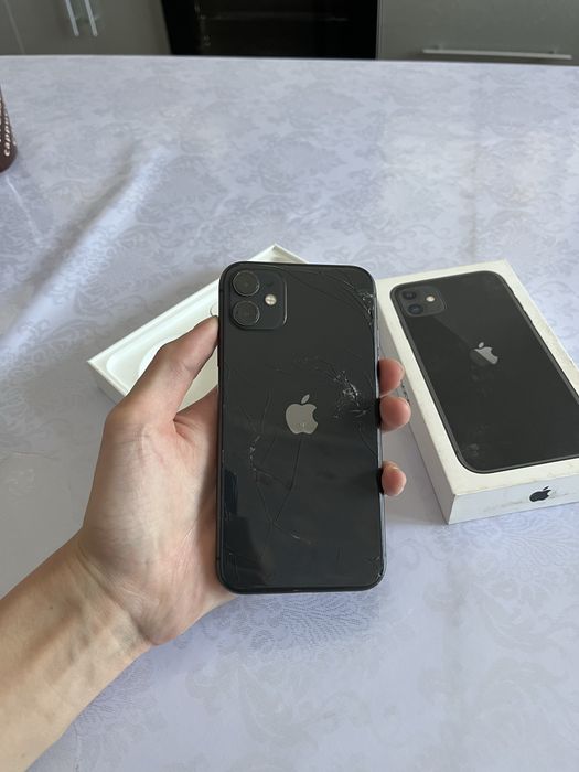 Продам Айфон 11 64gb 100%