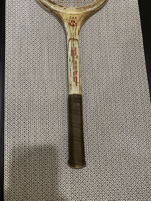 Paleta de tenis fabricata la Reghin