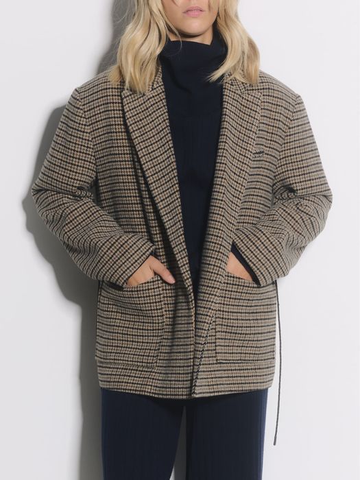 Дамско сако Reserved