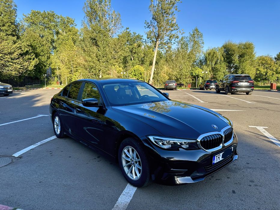 BMW Seria 3 2022 — imagine 3