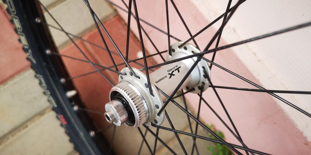 Vand Set Roti 26 Bontrager Race Tubless Ready  Mavic 317 Shimano XT