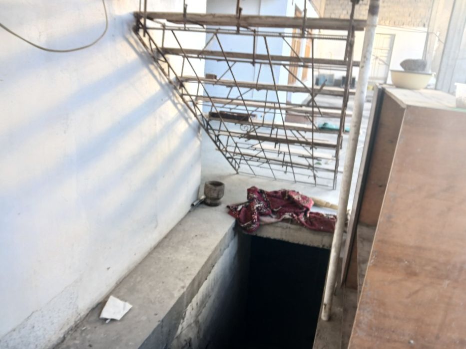 Жомбойдан срочни ховли сотилади