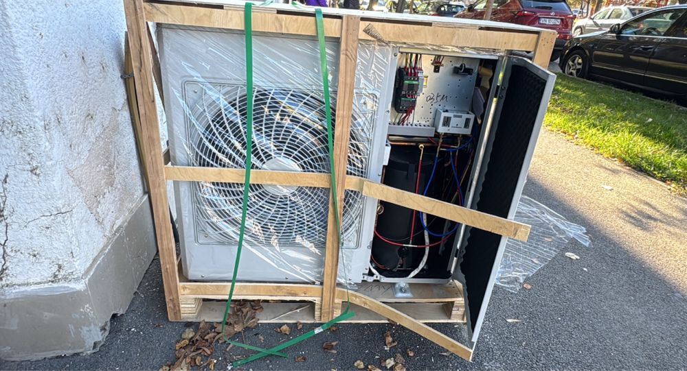 Agregat refrigerare congelare carcasat silentios echipat camera frig