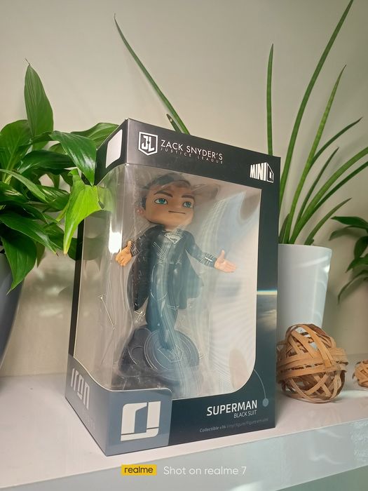 Статуетка Iron Studios DC Comics: Justice League - Superman Black Suit