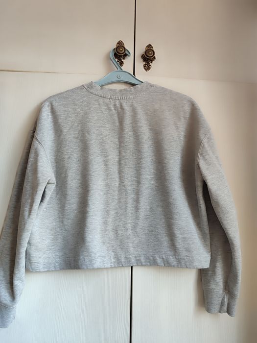 Джинсы, кофта укороченная