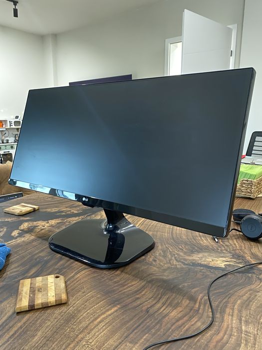 Монитор LG 25UM57-P, UltraWide, 25”