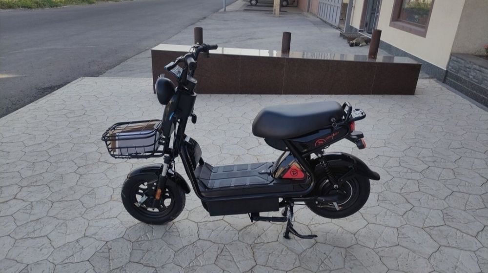 Largo motorsUzbekistan buylab dastafka bor  optom skuterlar