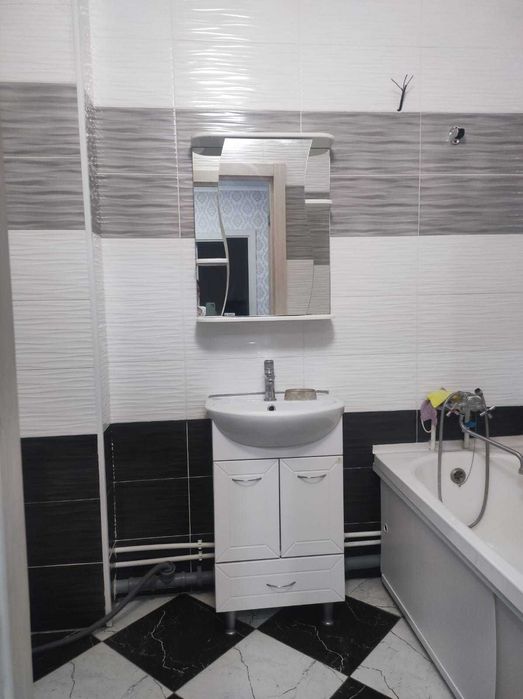 продам квартиру 8 мкр. евродвух