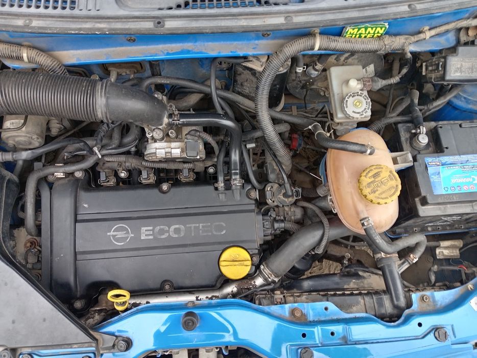 Opel agila 1.2 2002 16v