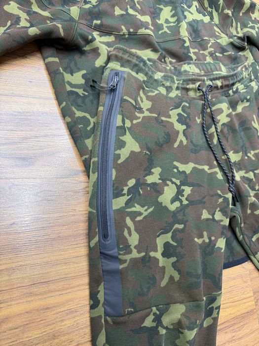 Nike Tech Fleece Camo Комплект - Размер М