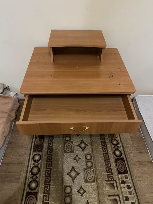 Стол компьютерный