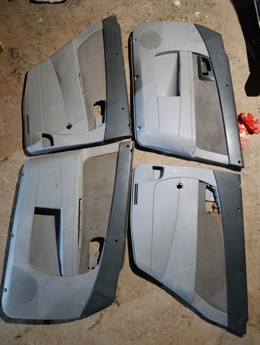 Продам дверные обшивки приора