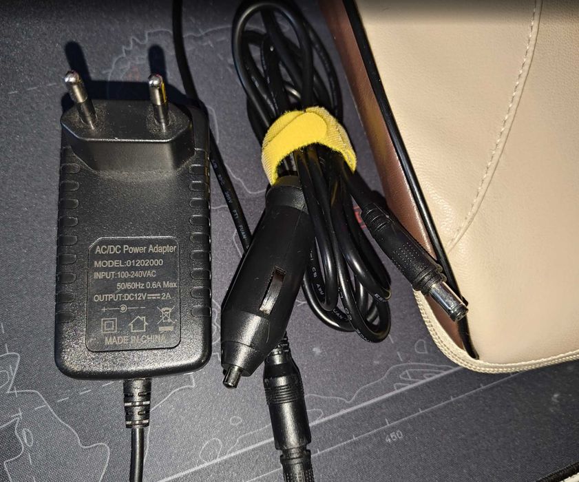 Perna de masaj pentru maini, gat, umeri, spate, cu incalzire, 12V/220V