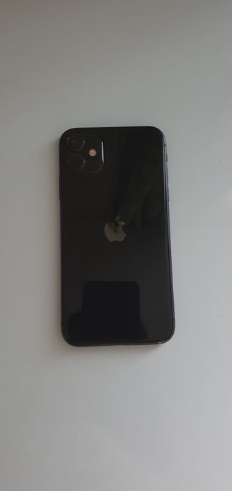 IPhone 11 black 1