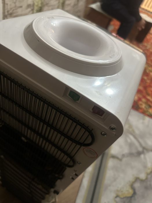 Диспенсер для воды Weber новый