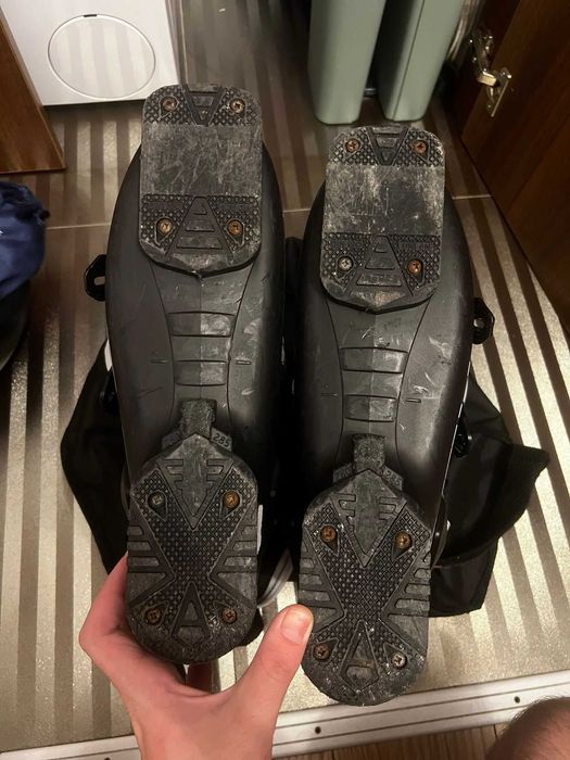 Clapari HEAD + un set de bete cadou