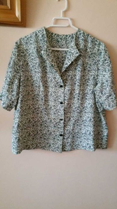Costum -fusta si bluza