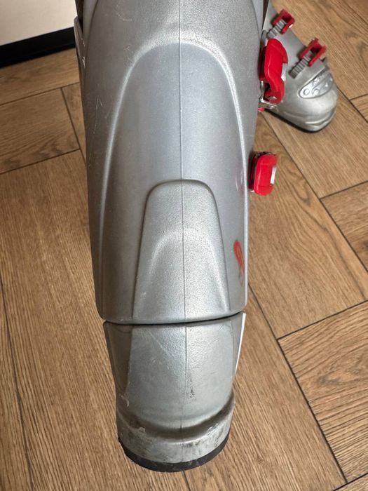 Продам ботинки лыжные