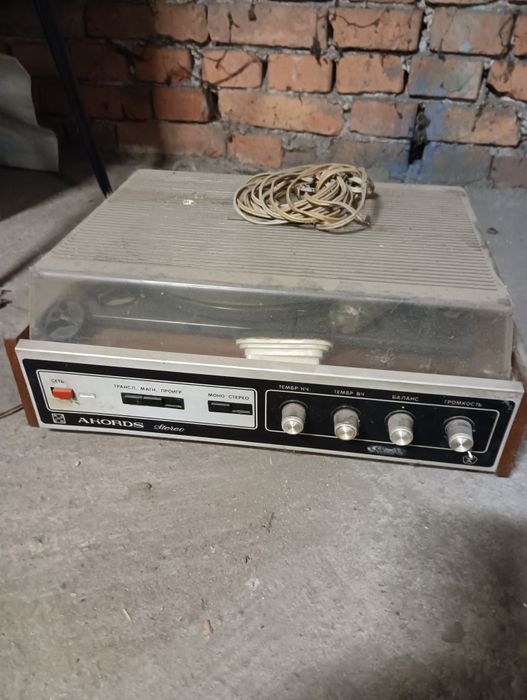 Ретро грамофон Акорд