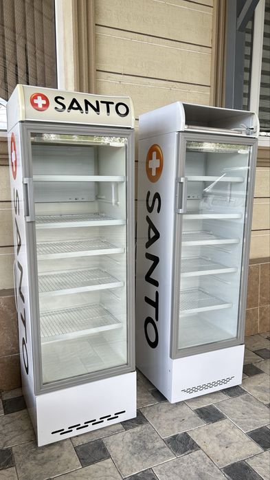 Холодильник витринный 2шт