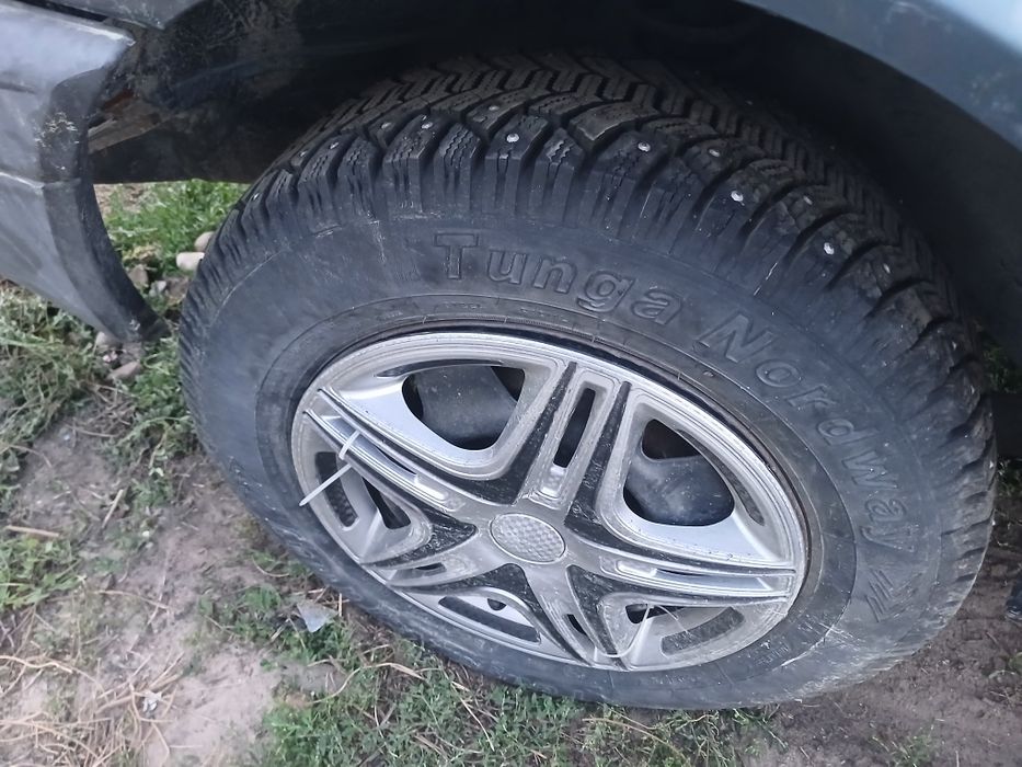 Продам комплект колес Ауди