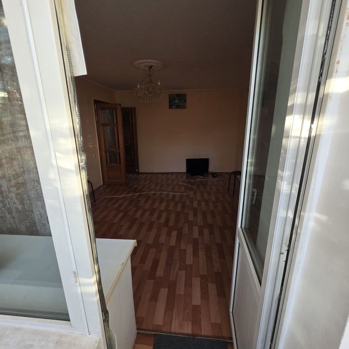 Сдам 3 х комн революция