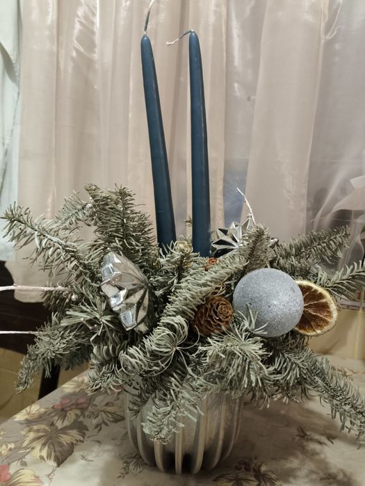 Новогодняя экибана из засушенной ёлки