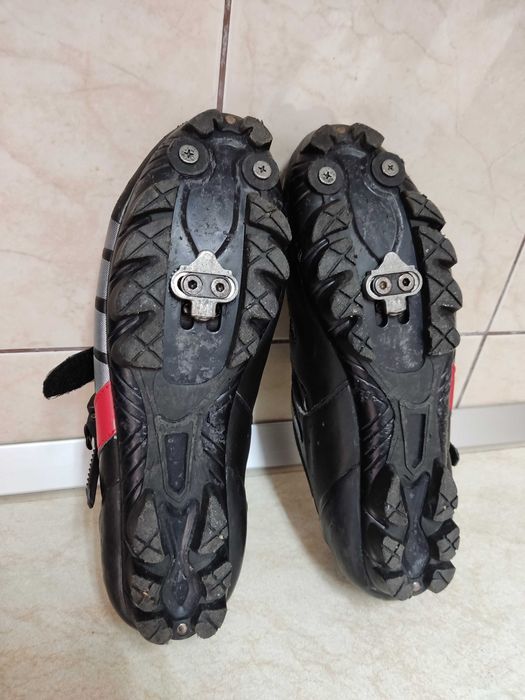 Pantofi  ciclism barbati FUJI /MTB marimea 43/28,5cm