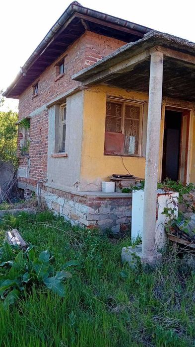 Продава се Къща в с. Златополе, Област Хасково - 80 кв.м за 98 €/кв.м - Снимка #1