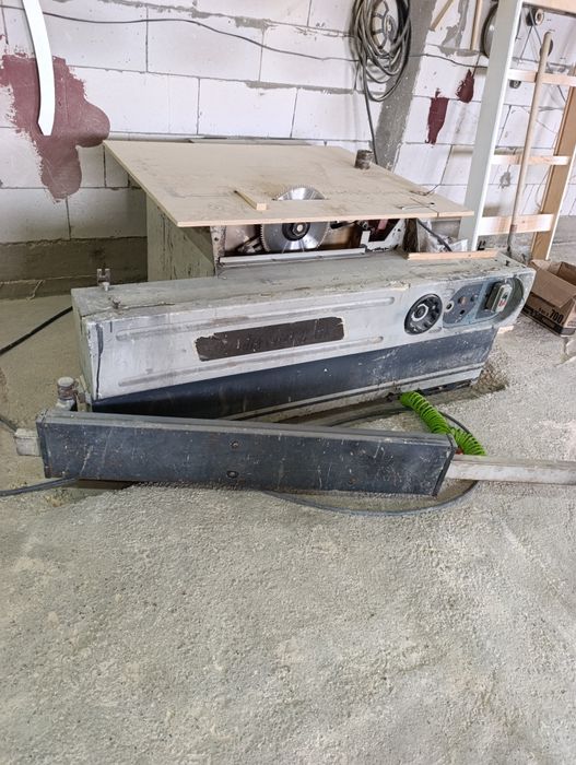 Форматно раскроечный станок,