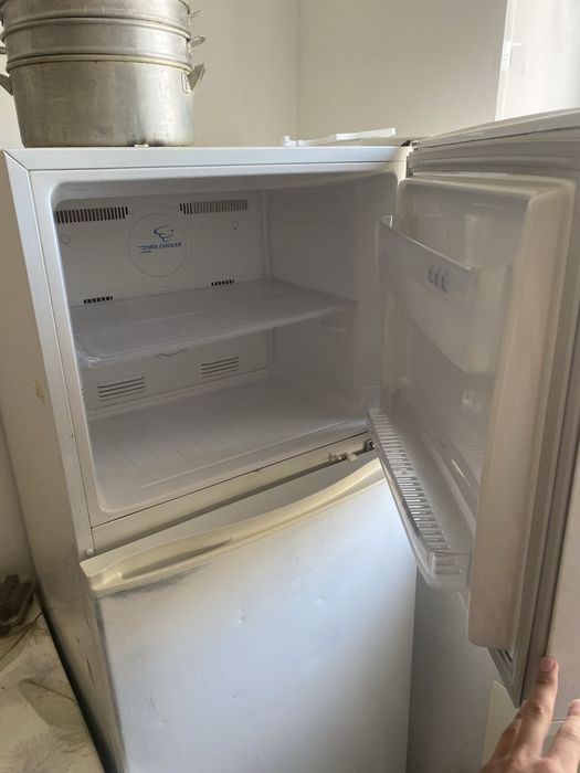 Холодильник среднем состояний