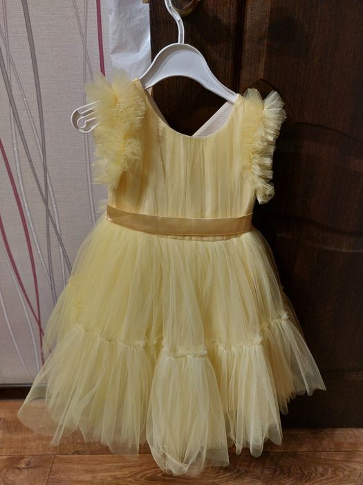 Платье на девочку