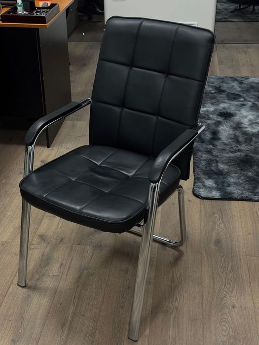 Офисная мебель продам срочно