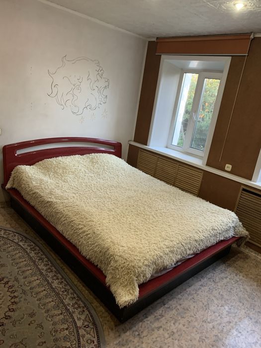 Кровать двухспальная