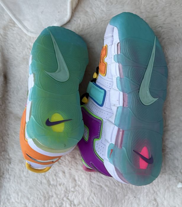 Nike Uptempo оригинални  дамски сникърси 39 номер