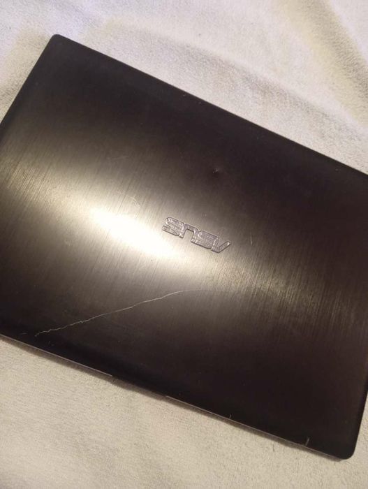 Leptop ASUS in stare foarte bună