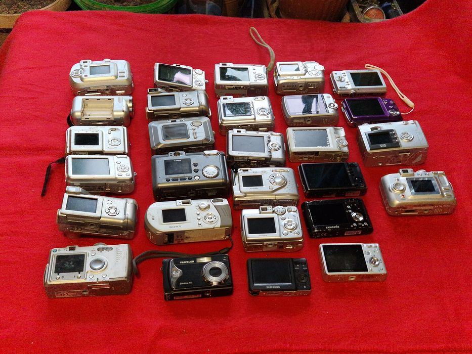 Aparat Photo pentru piese.  Fara accesorii și fără informații