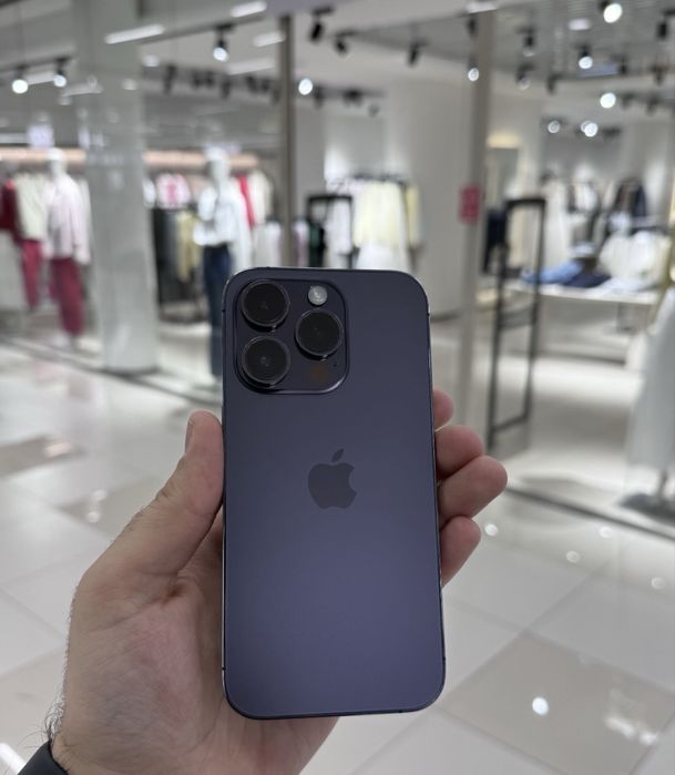 Продам Iphone 14 pro