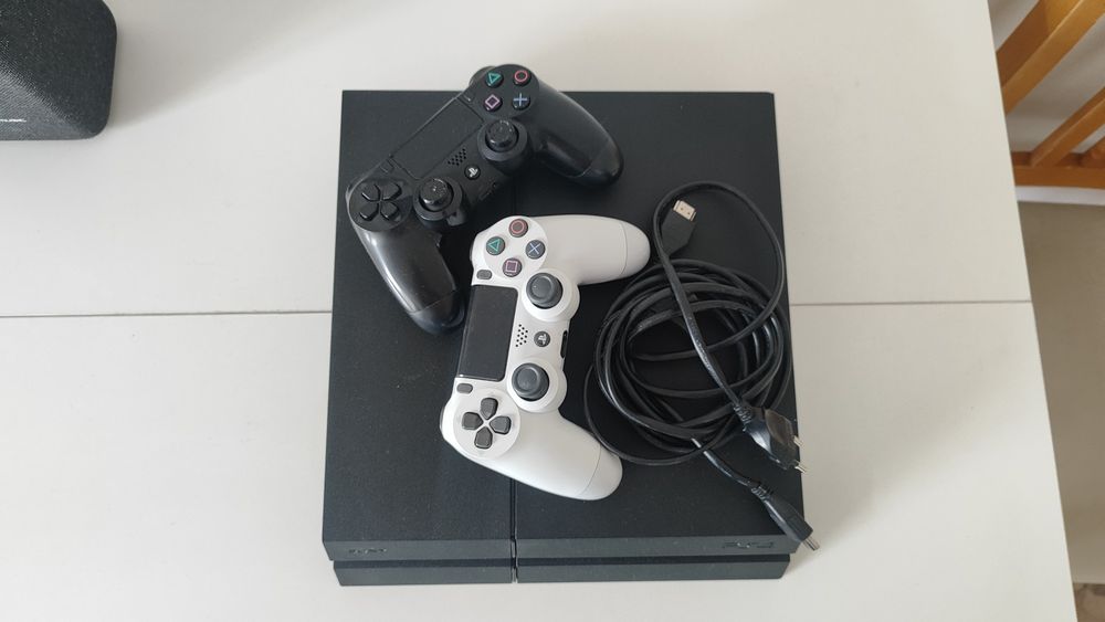 Sony Playstation 4